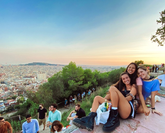 MY COLIVING EXPERIENCE WITH INÈDIT BARCELONA BY EMMA GIL